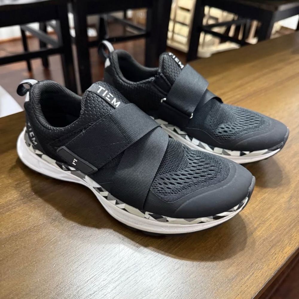 Tiem Black Cycling Shoes